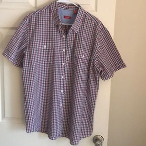 Short sleeve dress shirt